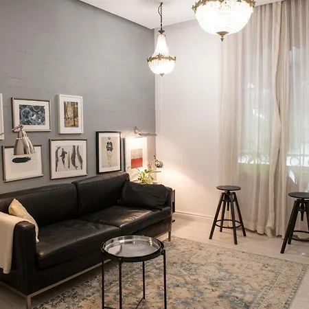 Silicon Valley Apartment *